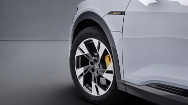 Audi e-tron 50 quattro wheel