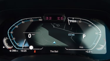 New BMW X6 2020 - digital cockpit