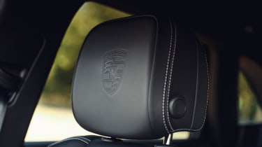 Porsche Macan SUV headrests