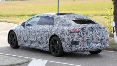 New Mercedes EQS: vast MBUX Hyperscreen infotainment ...