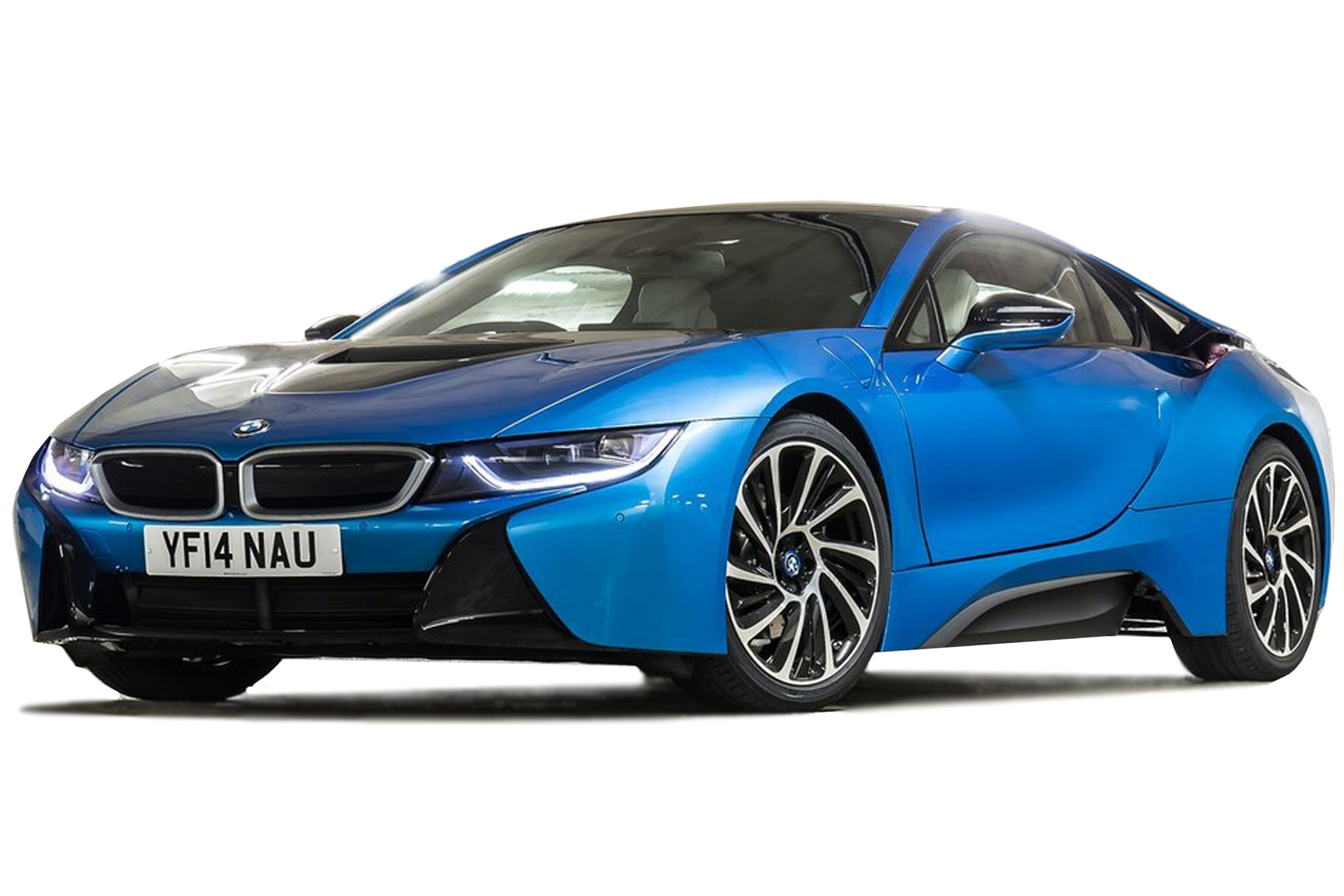 BMW i8 Coupe (2014-2020) practicality & boot space