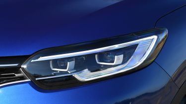 Renault Kadjar LED headlights