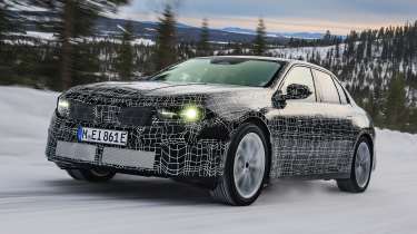 BMW 3 Series Neue Klasse testing front quarter