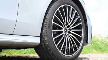 Mercedes E-Class Estate wheel