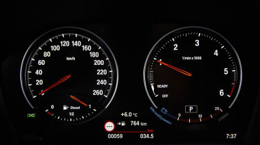 BMW 2 Series Gran Tourer dials
