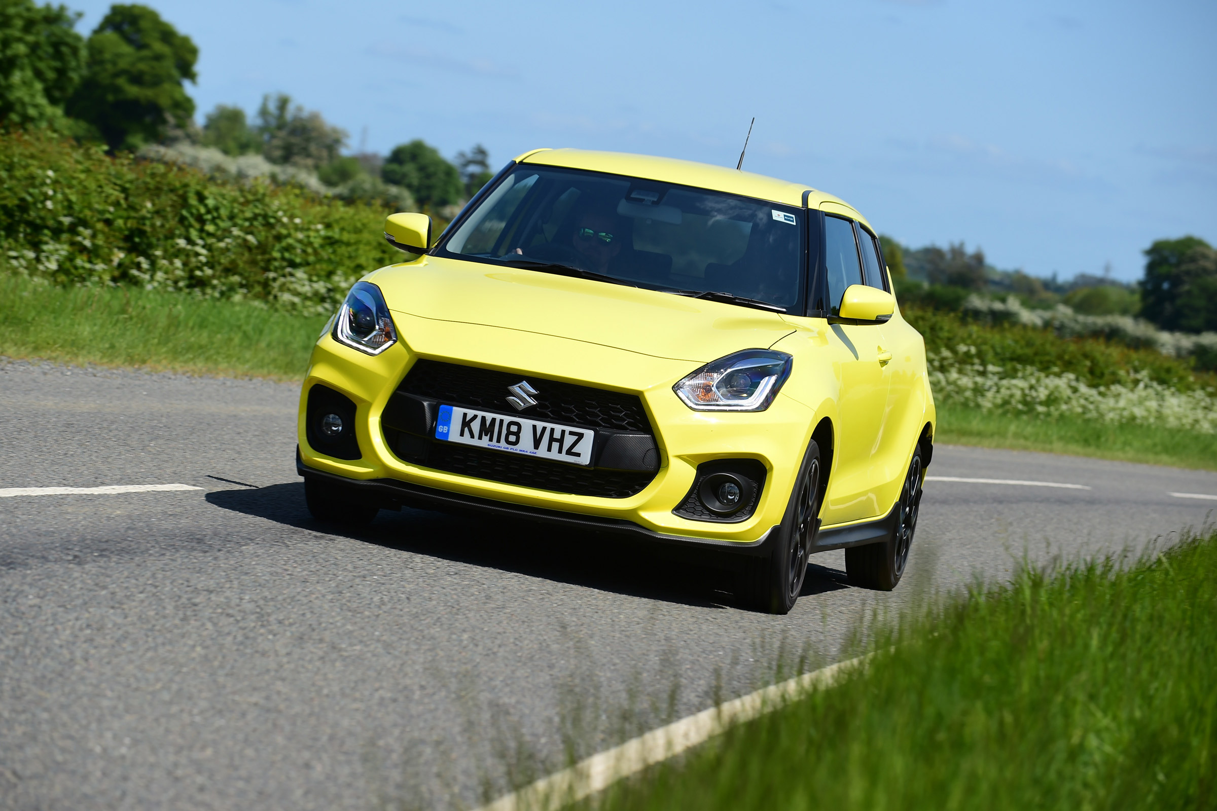 Suzuki Swift Sport launch celebrated with £1,500 discount | Carbuyer