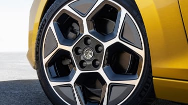 2021 Vauxhall Astra - alloy wheels 