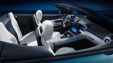 2022 Mercedes SL - interior side view