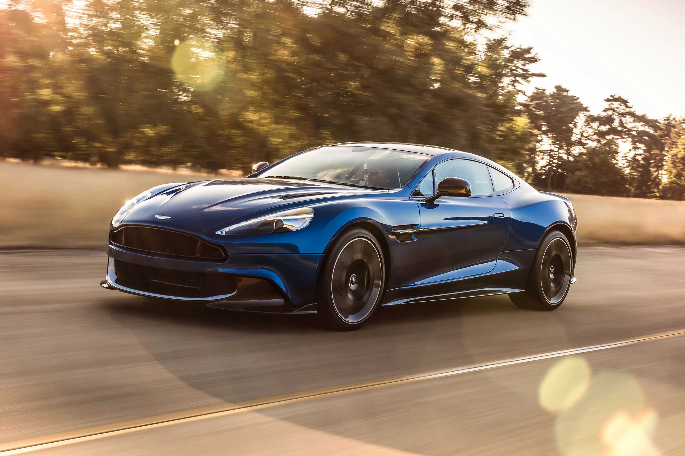 Racy new Aston Martin Vanquish S revealed Carbuyer