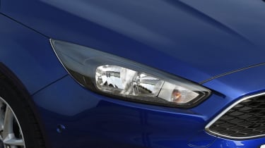 2015 Ford Focus hatchback headlight