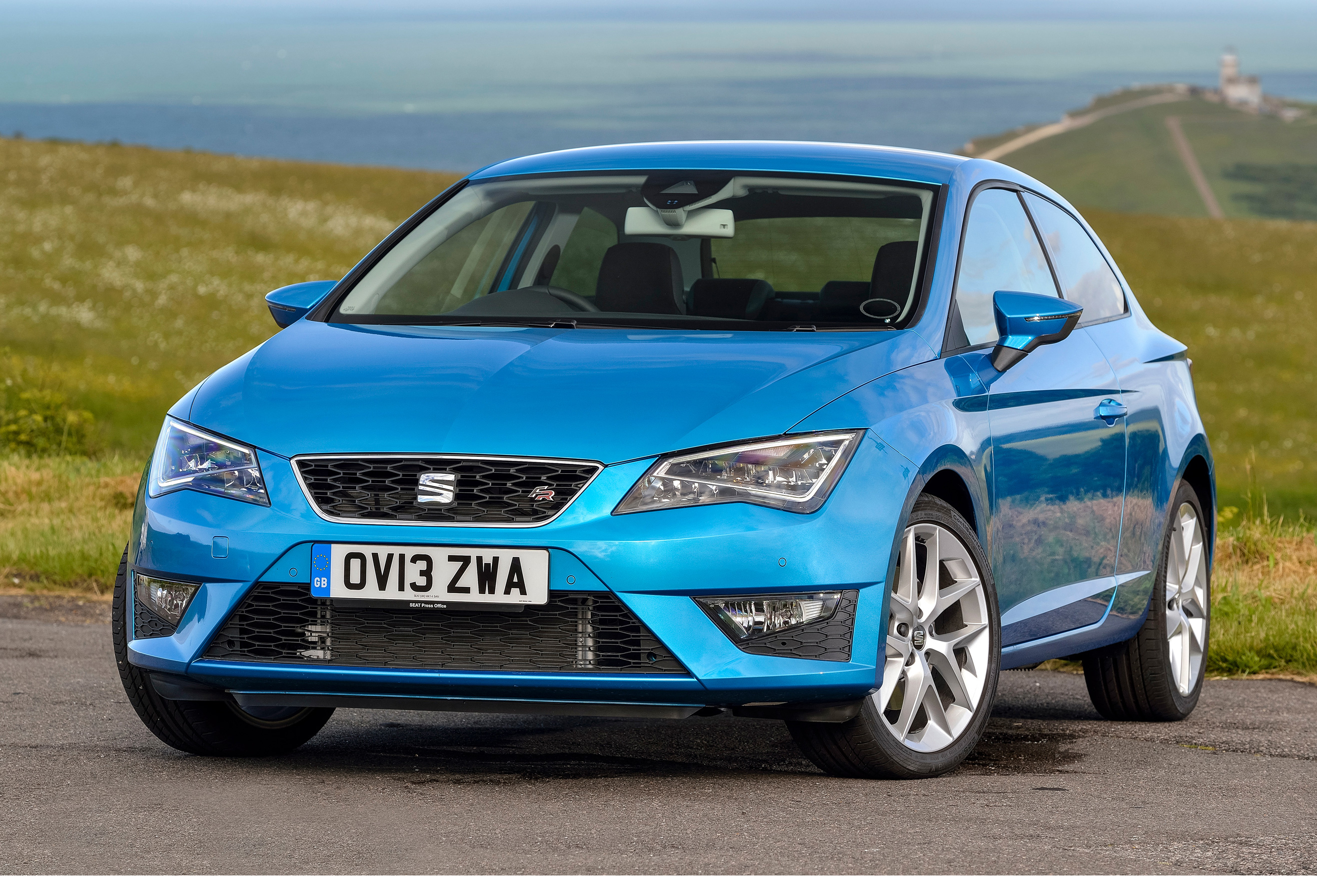 SEAT Leon FR review | Carbuyer