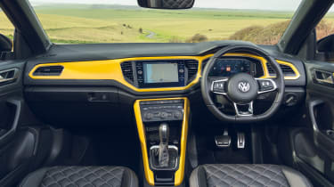 Volkswagen T-Roc Cabriolet interior
