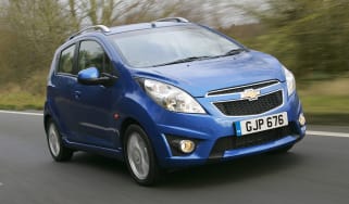 Chevrolet Aveo hatchback review - CarBuyer 
