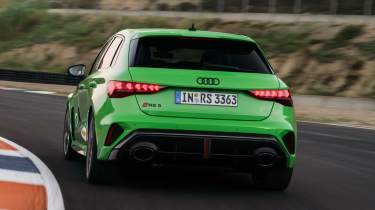 Audi RS 3 rear tracking