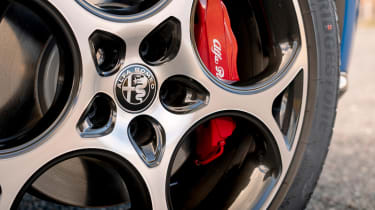 Alfa Romeo Tonale SUV alloy wheels