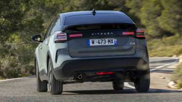 Citroen C4 facelift rear dynamic