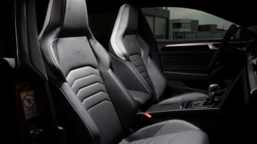 2020 Volkswagen Arteon R hatchback - front seats