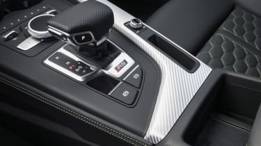 2020 Audi RS5 Coupe - gearshifter