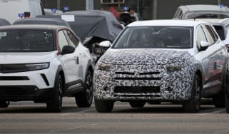 Vauxhall Grandland spy shot - front end