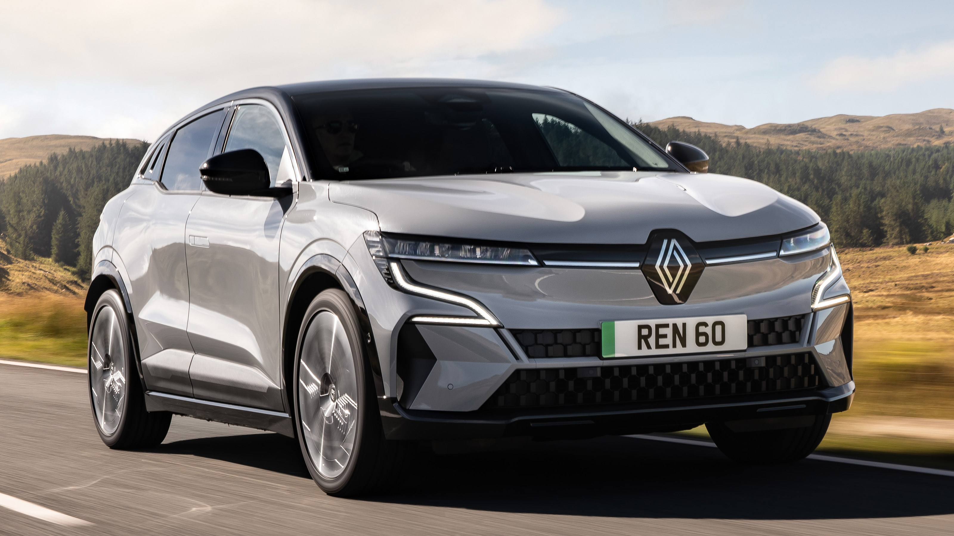 Renault Megane E-Tech review - a sporty, yet comfortable EV 2024