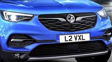 The Grandland X&#039;s radiator grille is identically patterned to the Insignia&#039;s, too