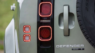 Land Rover Defender 110 - rear tail lights 