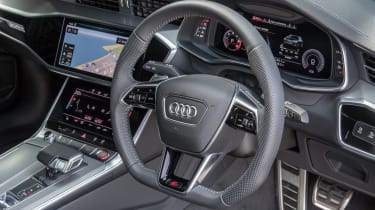 Audi S6 saloon - Interior