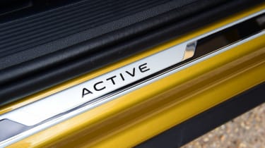 VW T-Roc Active scuff plates