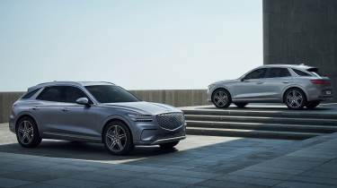 Genesis Electrified GV70 side by side