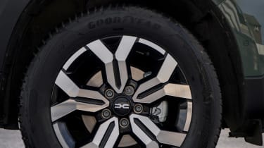 Dacia Duster SUV alloy wheels