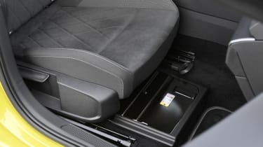 2020 Volkswagen Golf - front seating