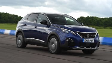 Discontinued Peugeot 3008 GT Line Features & Specs