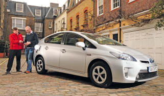 Toyota Prius Plug-In hatchback 2013 front quarter static