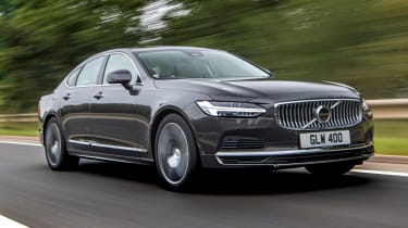 Volvo S90 driving - front