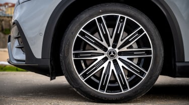 Mercedes EQE SUV alloy wheels