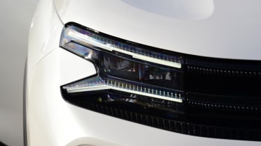 2022 Citroen C5 Aircross - headlights