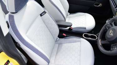 MINI Cooper UK front seats