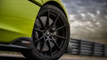 McLaren 600LT Spider convertible wheel