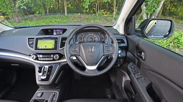 Honda CR-V - interior 