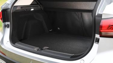 MG ZS boot space