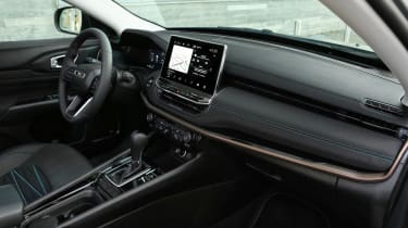 Jeep Compass e-Hybrid interior