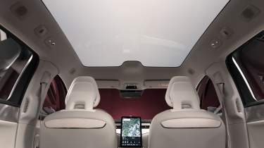 Volvo ES90 sunroof