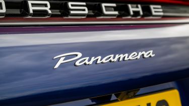 Porsche Panamera facelift badge