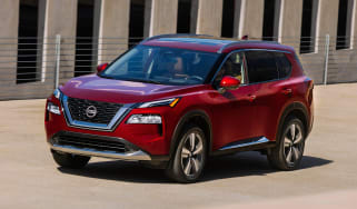 Nissan Rogue (X-Trail)