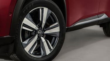 Nissan Rogue (X-Trail) alloy wheel