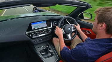 BMW Z4 roadster facelift interior staff