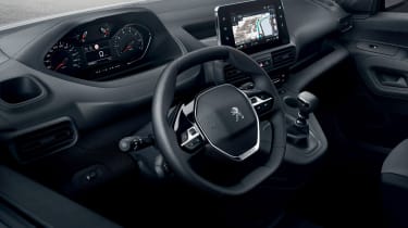 2018 Peugeot Partner van interior