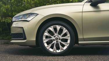 Skoda Superb Estate wheel