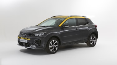 2020 Kia Stonic - front 3/4 static view