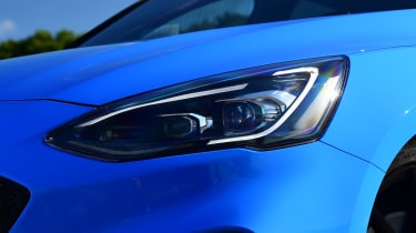 Ford Focus ST Edition headlight